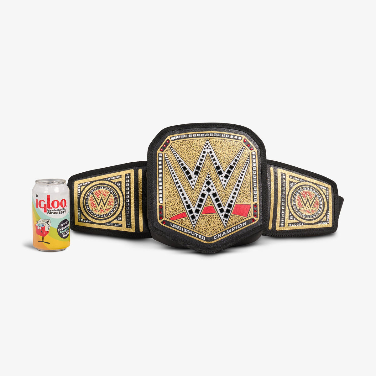 undisputed-wwe-championship-fanny-pack-s6 00027856-P.jpg