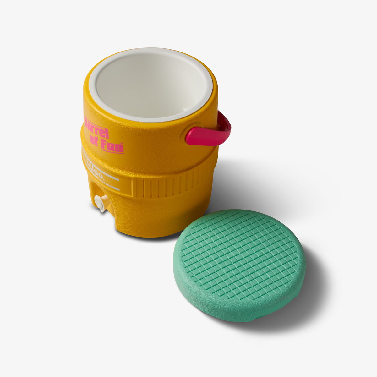 retro-barrel-of-fun-2-gallon-jug-w3 00031416_3.jpg
