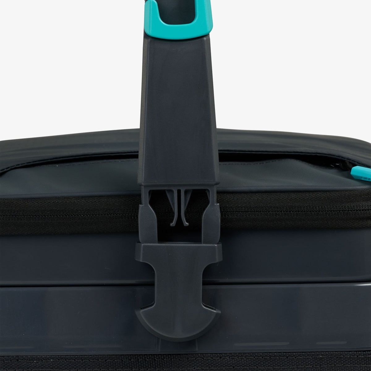 rival-18-can-hybrid-cooler-l3 00064361-HK1.jpg