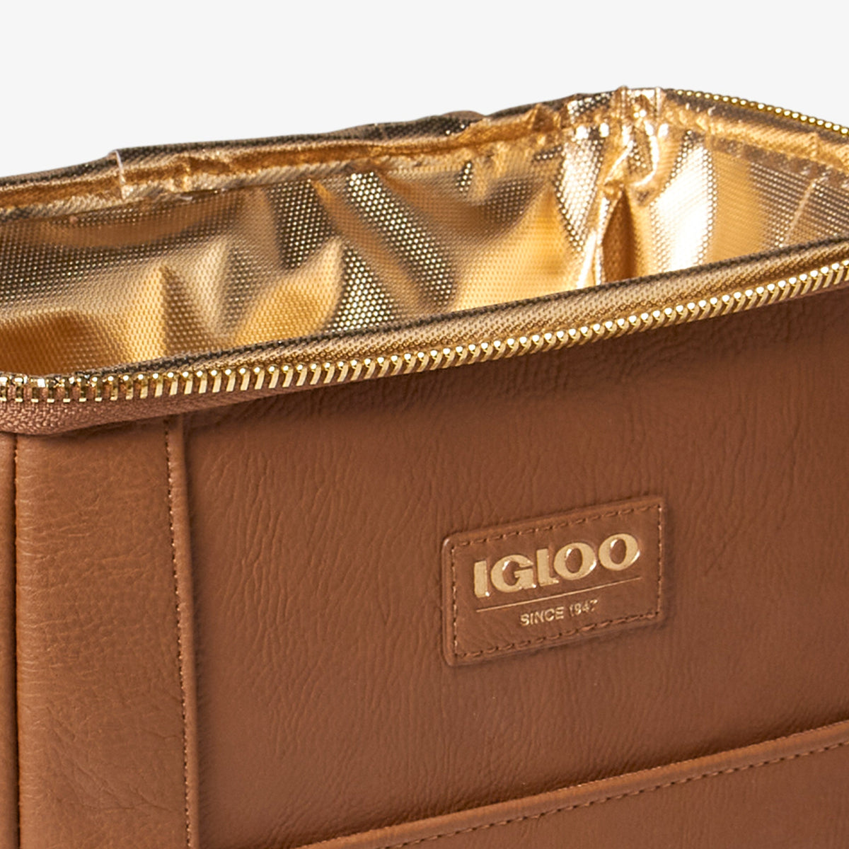 igloo-luxe-mini-convertible-backpack-y0 00066043_D2.jpg