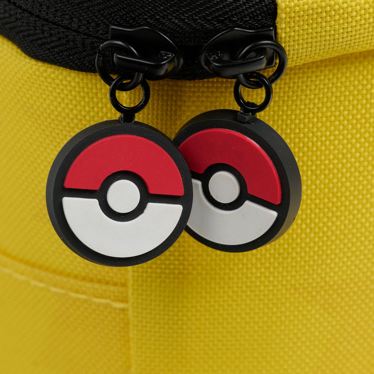 pokemon-pikachu-square-lunch-cooler-bag-o2 00066645-Z.jpg