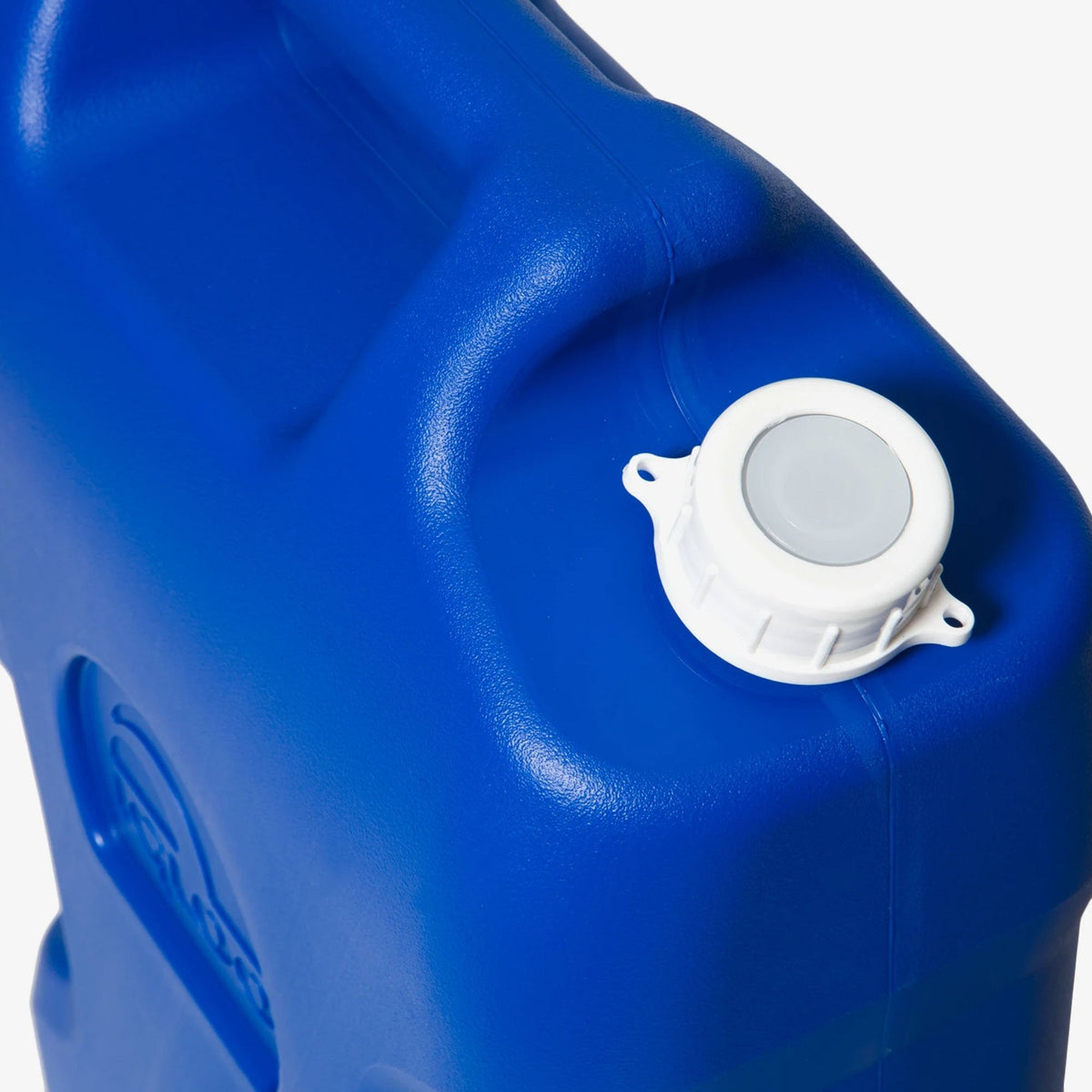 6-gallon-water-container-y8 42154-6-gallon-water-container-ii-majestic-blue-top.jpg